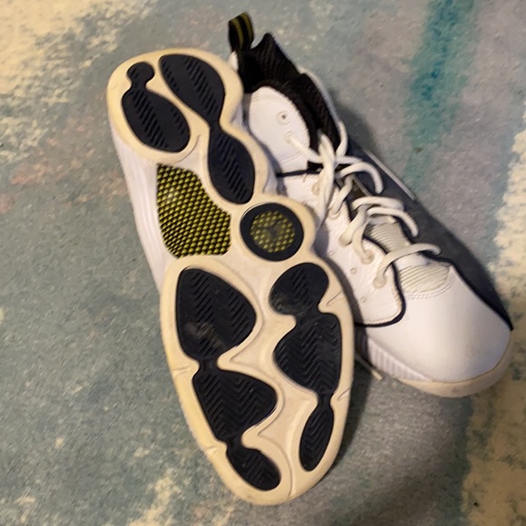 Air Jordan Jumpman Team II Size 9 - Picture 2 of 3